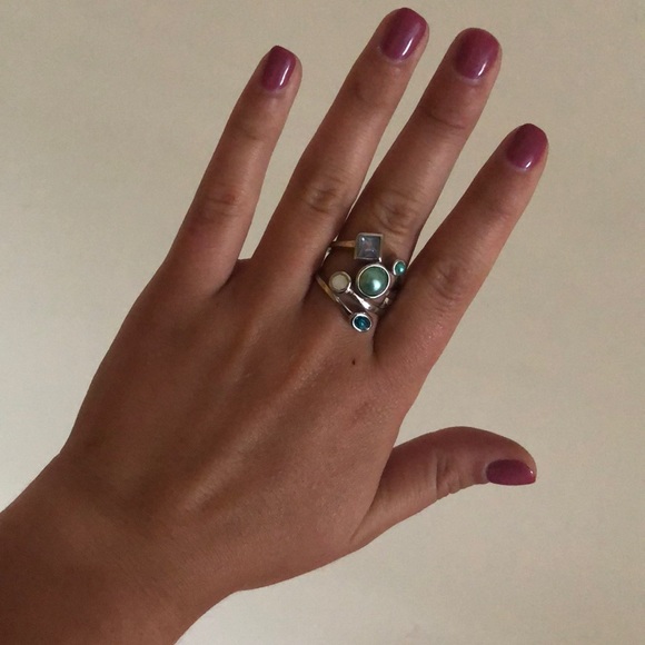 Silver ring - Picture 1 of 3